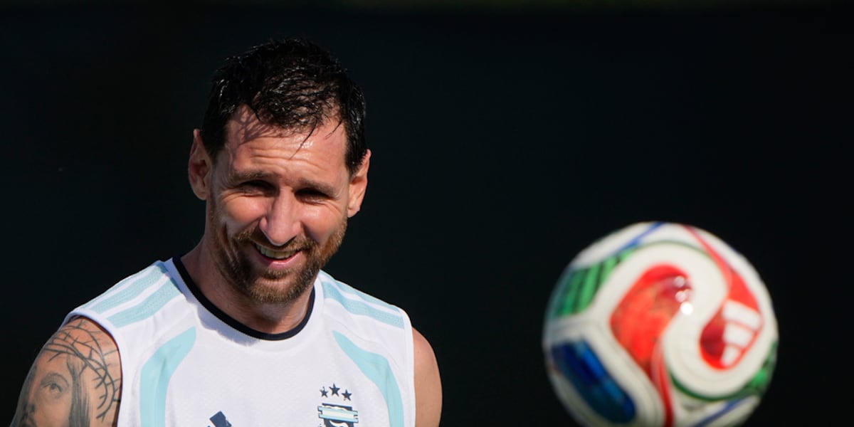 Argentina, Lionel Messi arrive in Atlanta for World Cup - Atlanta News First thumbnail