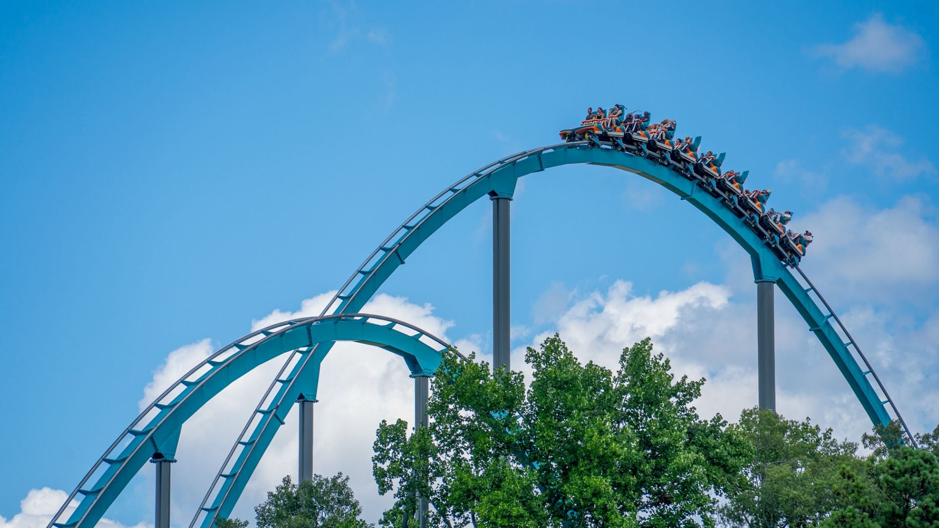 Man Dies After Falling From Goliath Roller Coaster at Six Flags Over Georgia