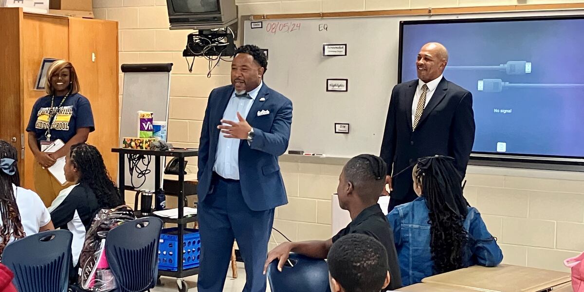 DeKalb County school superintendent challenges students to make most of