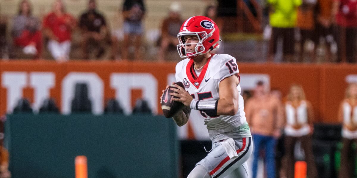 Georgia quarterback Carson Beck to enter transfer portal, according to ...