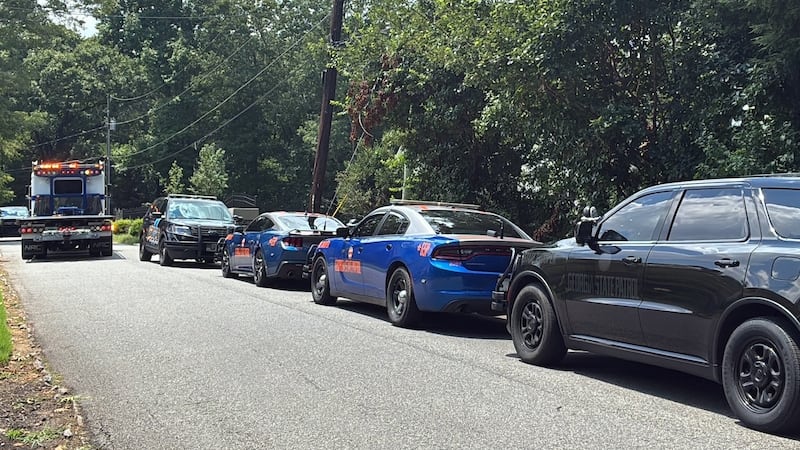 An officer was reportedly injured in a police chase in Cobb County on Wednesday.