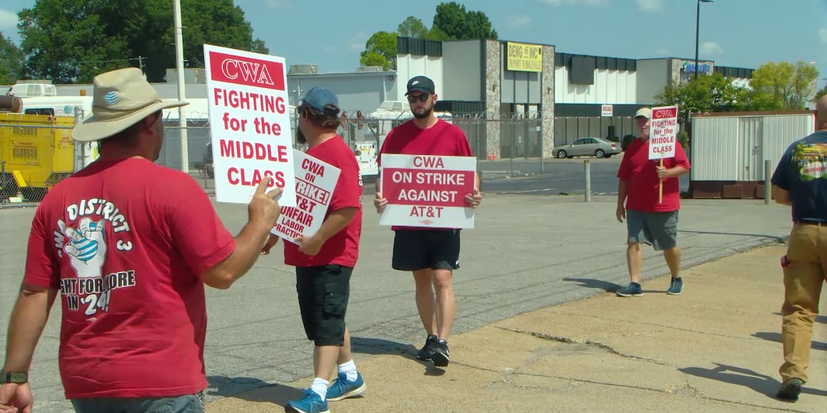 AT&T, union reach tentative agreement to end monthlong strike across ...