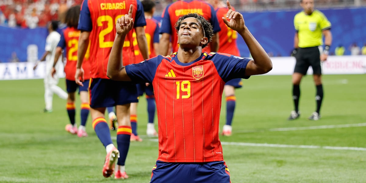 Spain star Lamine Yamal scores 10 minutes into his first World Cup start and gives Spain lift off