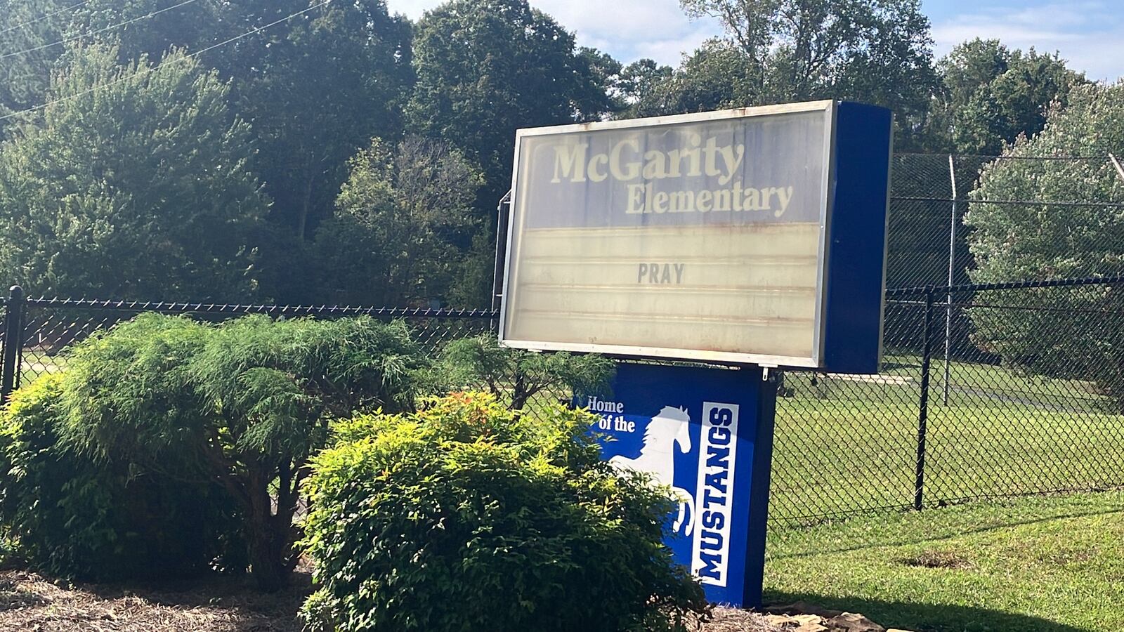Paulding County elementary student dies during field trip to farm
