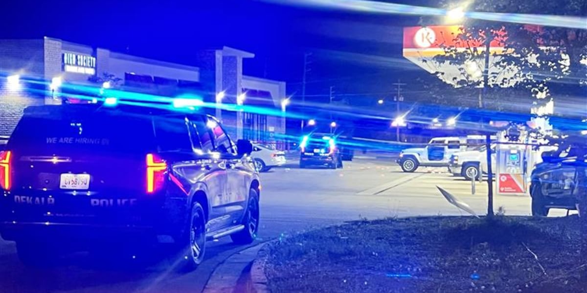 3 bystanders shot during gunfight in DeKalb County parking lot, police say