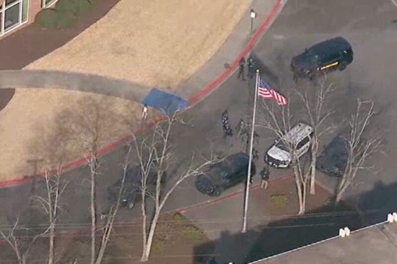McEachern High School shooting