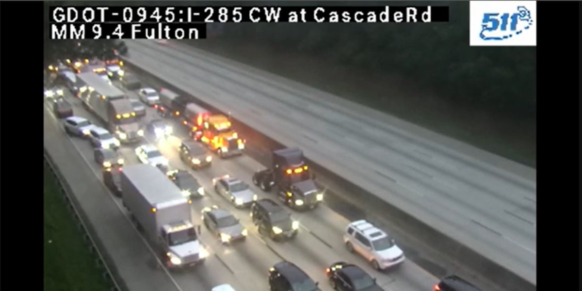 1 dead, another in ‘critical condition’ following wrong-way crash on I-285, Atlanta police say