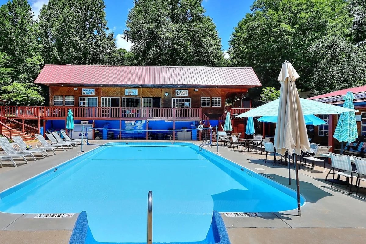 nudist ギャラリー Serendipity Park nudist resort in Georgia for sale | Photos