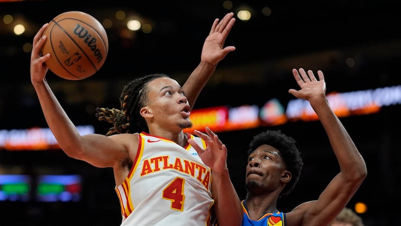Atlanta Hawks guard Kingston Flemings (4) shoots against Oklahoma City Thunder forward Andrew...