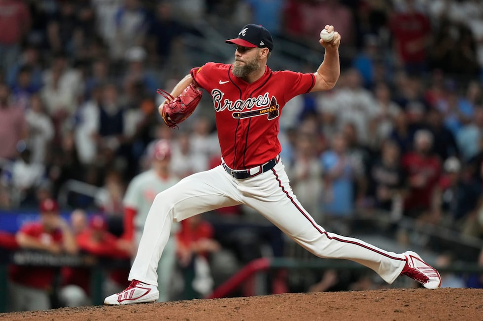Braves bet on full-strength Sale in Game 3 after turning down his plea