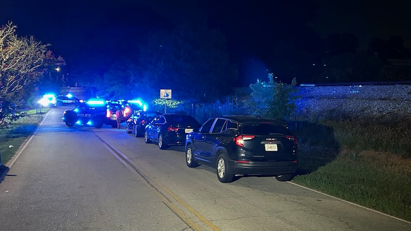 Person shot in Lithonia, DeKalb County police say
