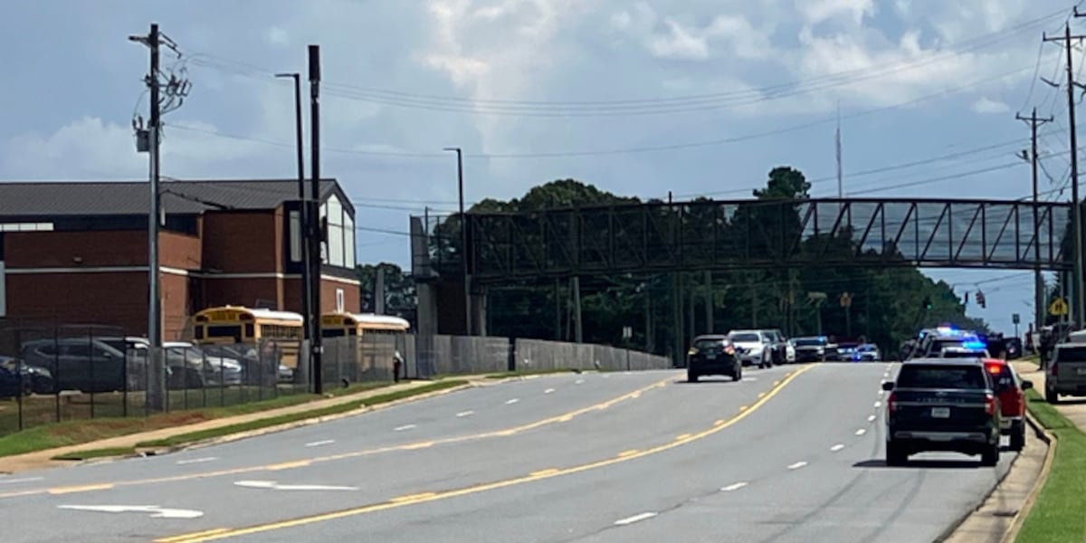 Photo: Atlanta News First Student Injured and Suspect in Custody After Warner Robins High School Shooting