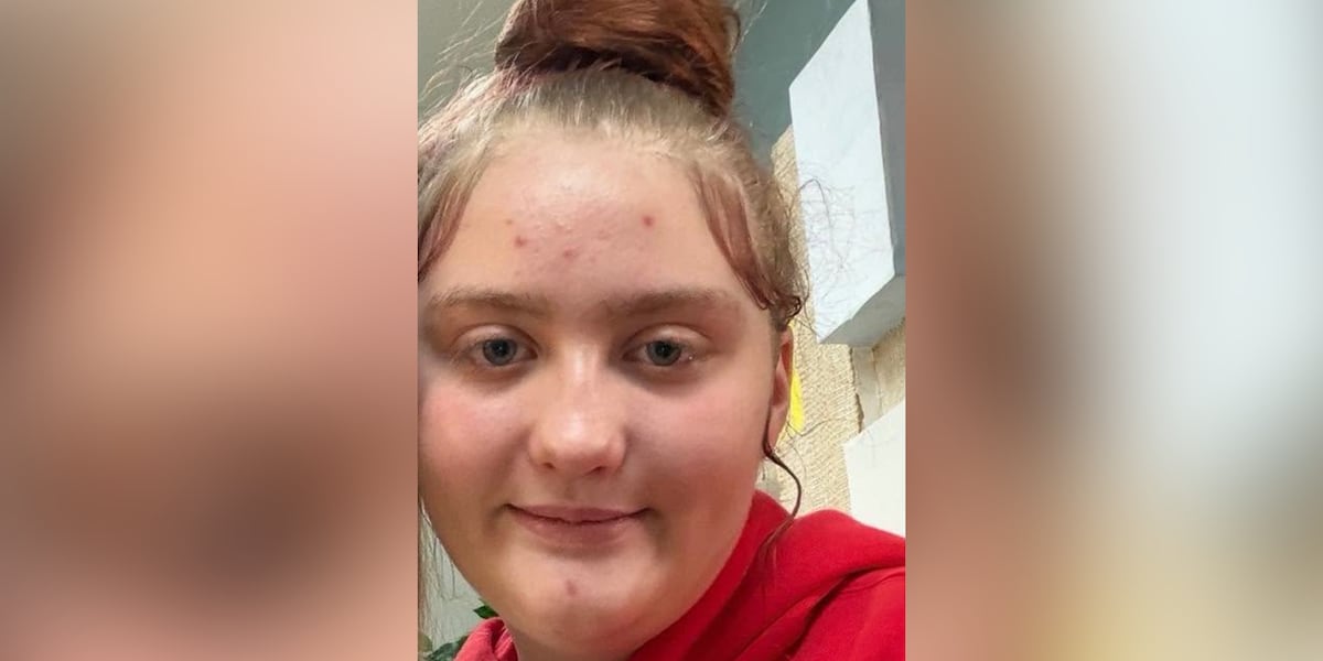 East Point police searching for missing 15-year-old girl