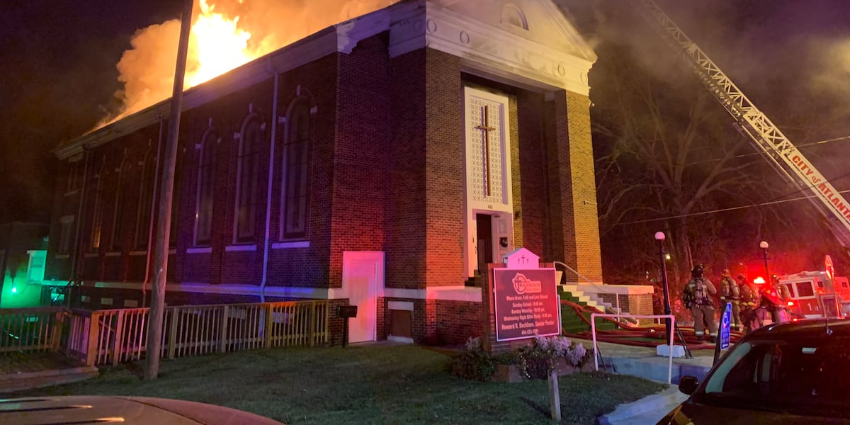 Fire breaks out at southwest Atlanta church, causing partial roof collapse Fire breaks out at southwest Atlanta church, causing partial roof collapse